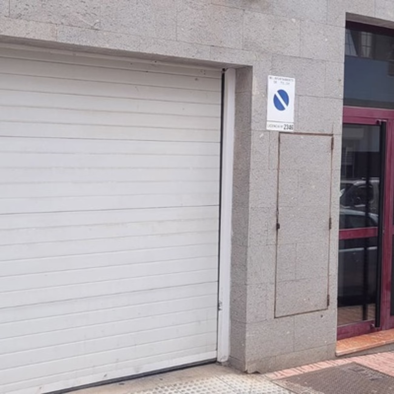 Vivienda sita en calle Alferez Quintana Suarez,26-2,5 y plaza de garaje  nº1, en semisotano de Telde (Las Palmas de Gran Canaria)