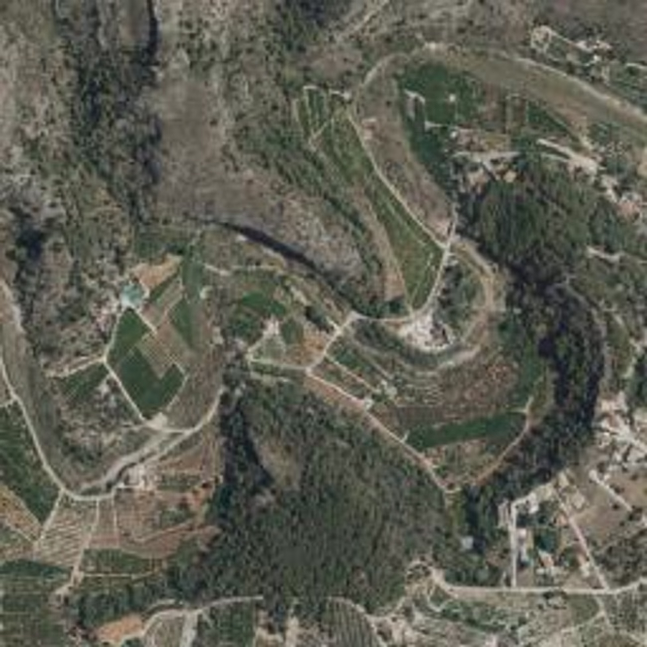Lote de 1 Rustica en Rotova (Valencia), 2 Plazas de Garaje en Playa de Piles (Valencia) y 3 Rusticas en Gandia (Valencia)