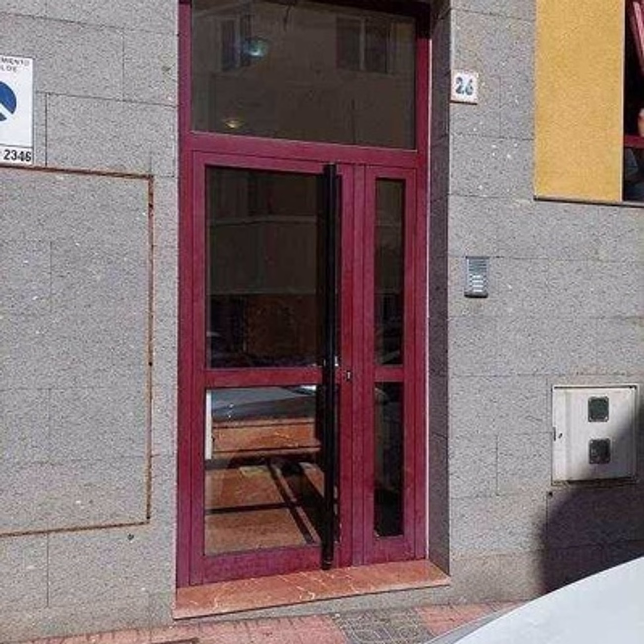 Vivienda sita en calle Alferez Quintana Suarez,26-7 y plaza de garaje  nº2, en semisotano de Telde (Las Palmas de Gran Canaria)